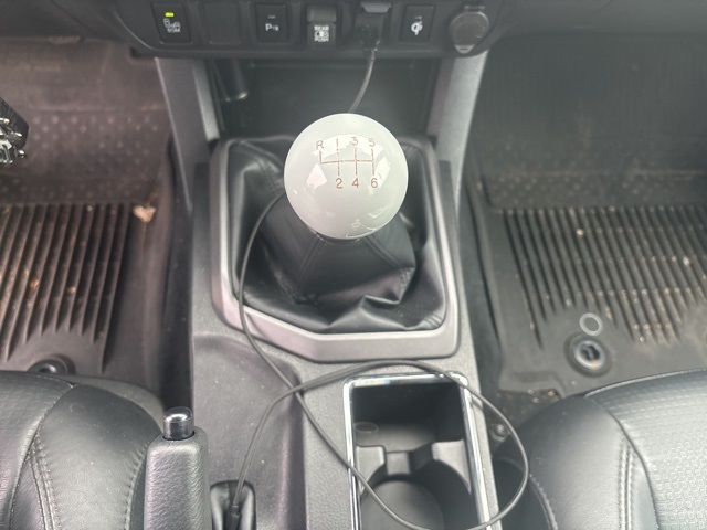 2022 Toyota Tacoma TRD Off-Road photo 10