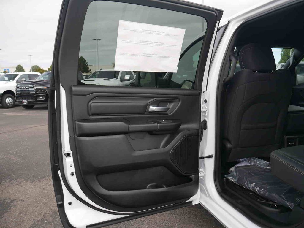 2026 Ram 1500 Tradesman photo 10