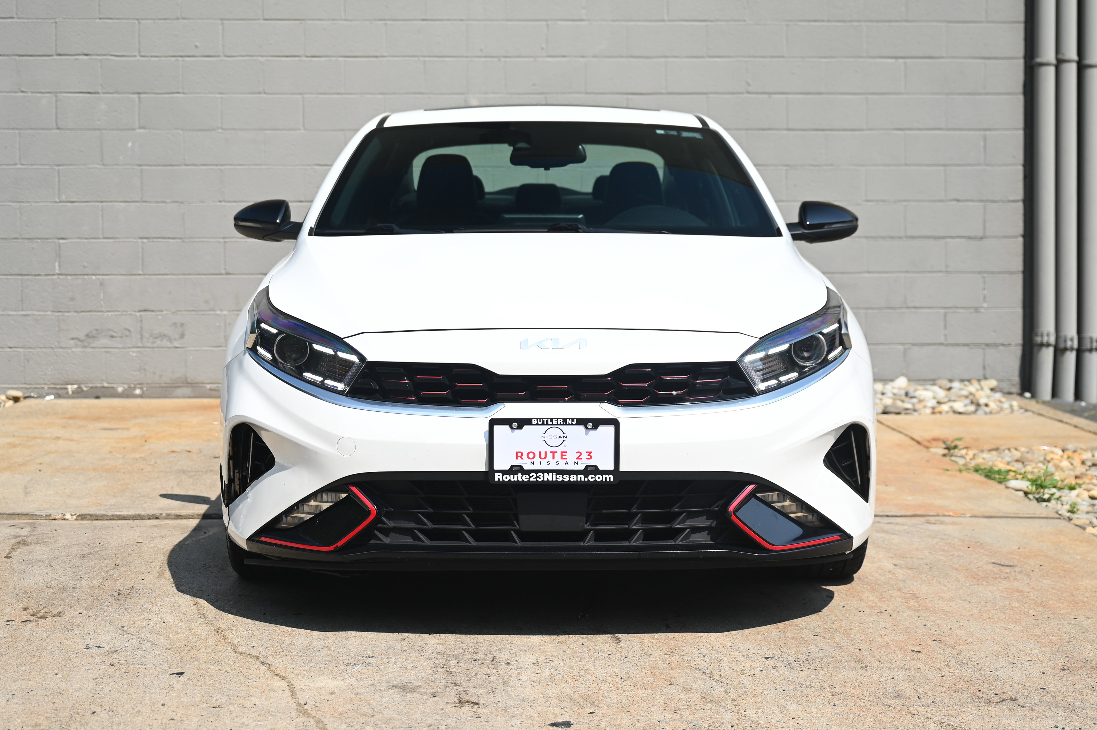 2023 Kia Forte GT-Line photo 2