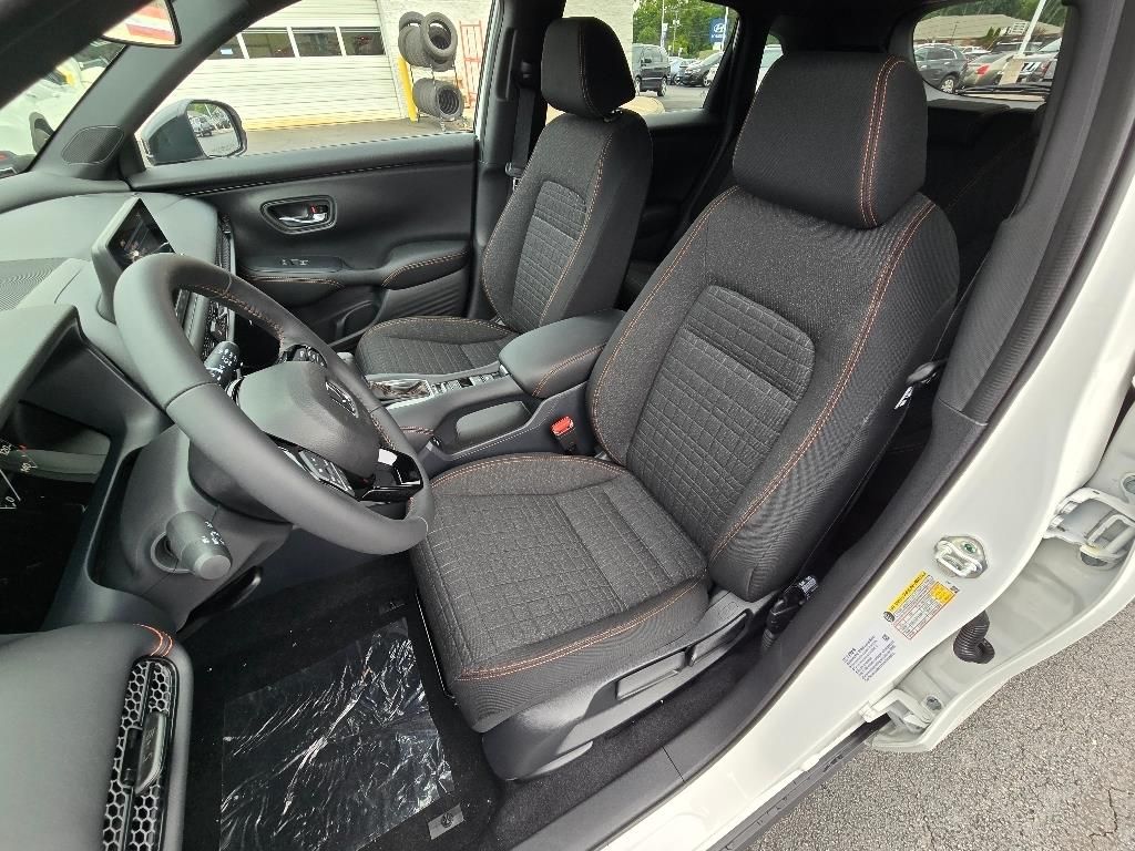 2025 Honda HR-V Sport photo 13