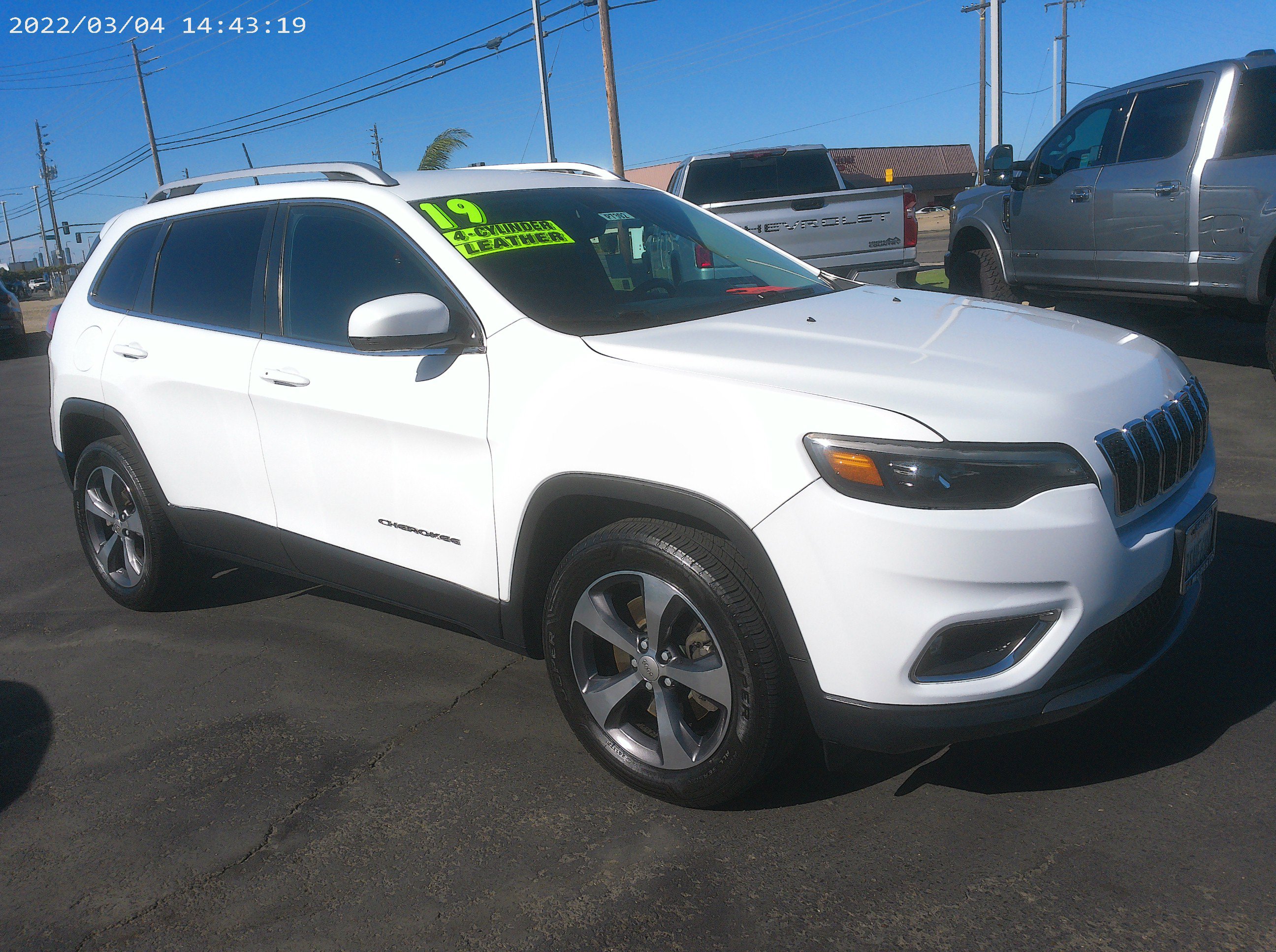 2019 Jeep Cherokee Limited photo 2