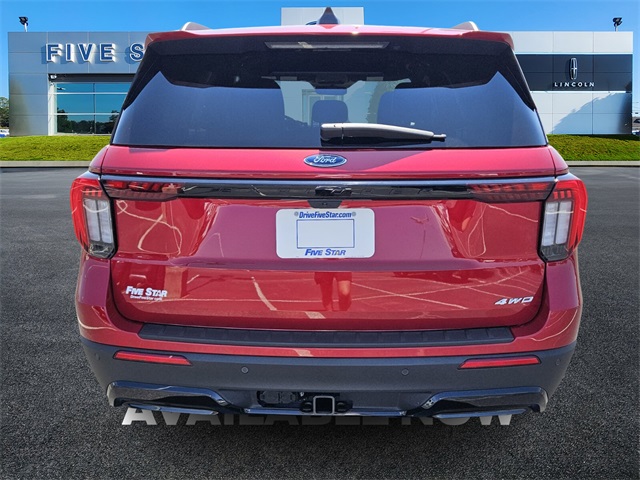 2025 Ford Explorer ST-Line photo 6