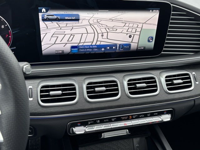 2026 Mercedes Benz GLS 580 4MATIC photo 26