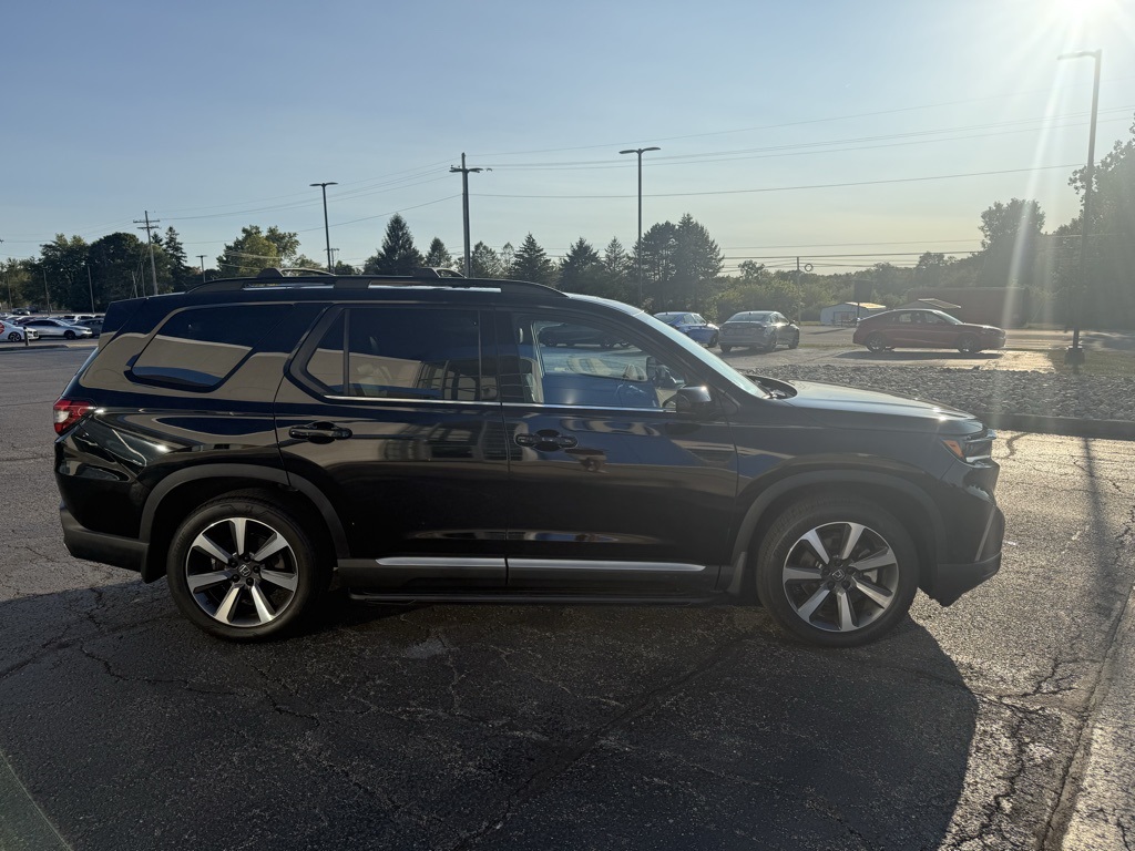 2023 Honda Pilot Elite photo 5