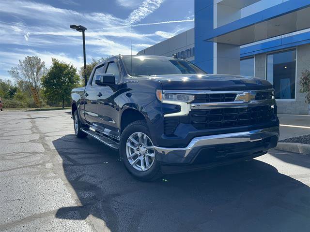 2022 Chevrolet Silverado 1500 LT's photo