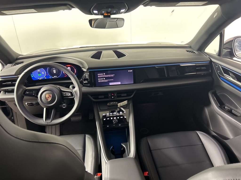 2025 Porsche Macan Electric 4 photo 19