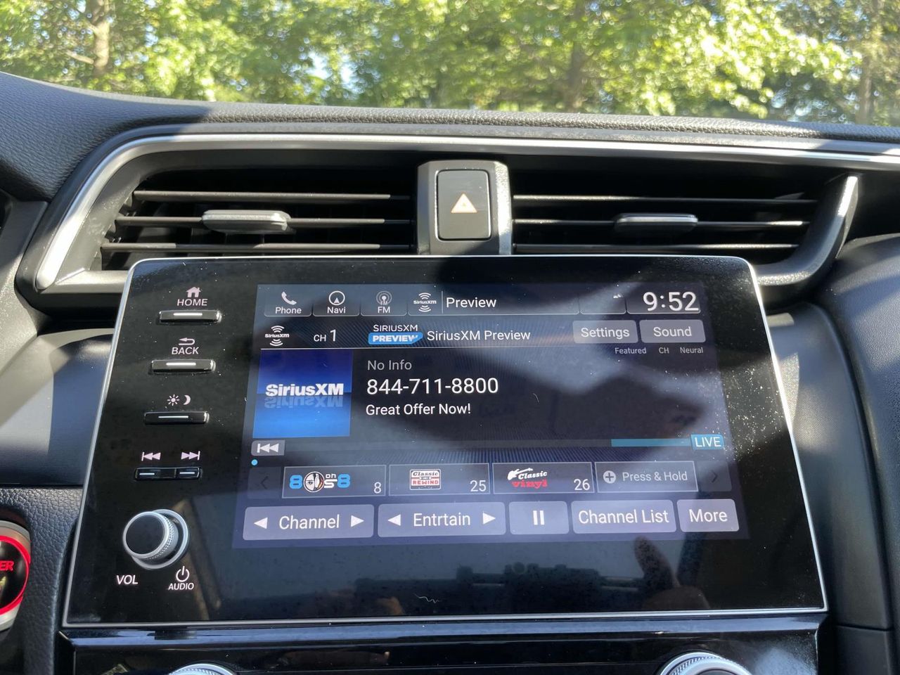 2022 Honda Insight Touring photo 25
