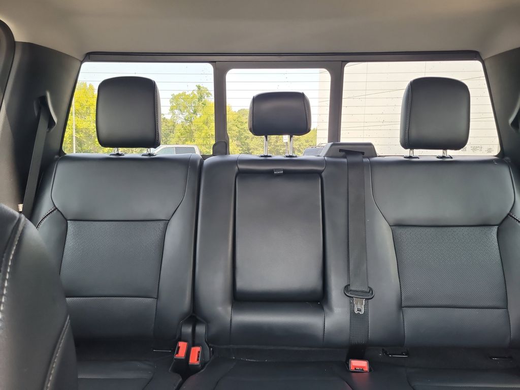 2024 Ford F-350 Lariat photo 24