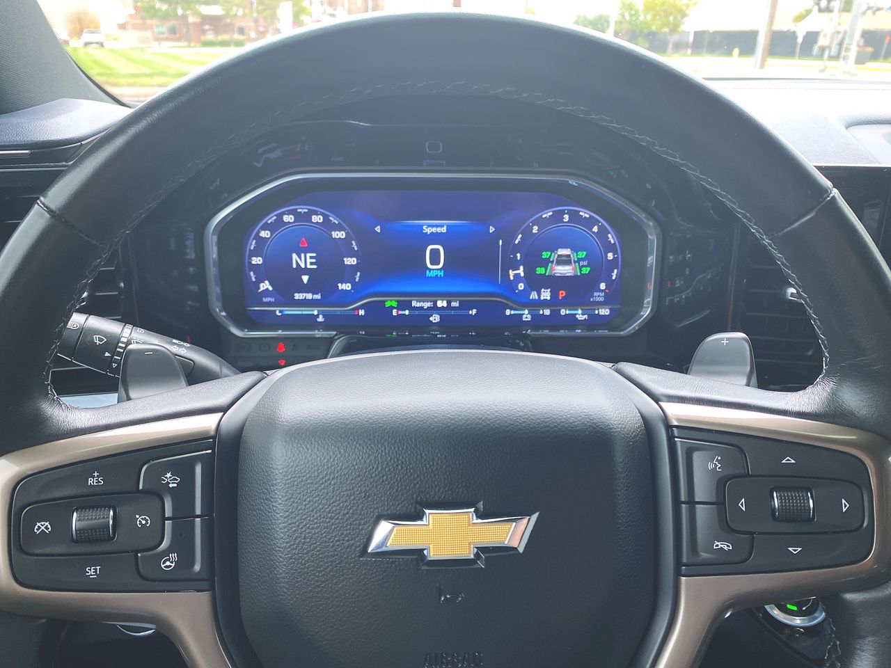 2022 Chevrolet Silverado 1500 High Country photo 3