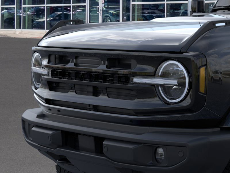 2025 Ford Bronco Outer Banks photo 14
