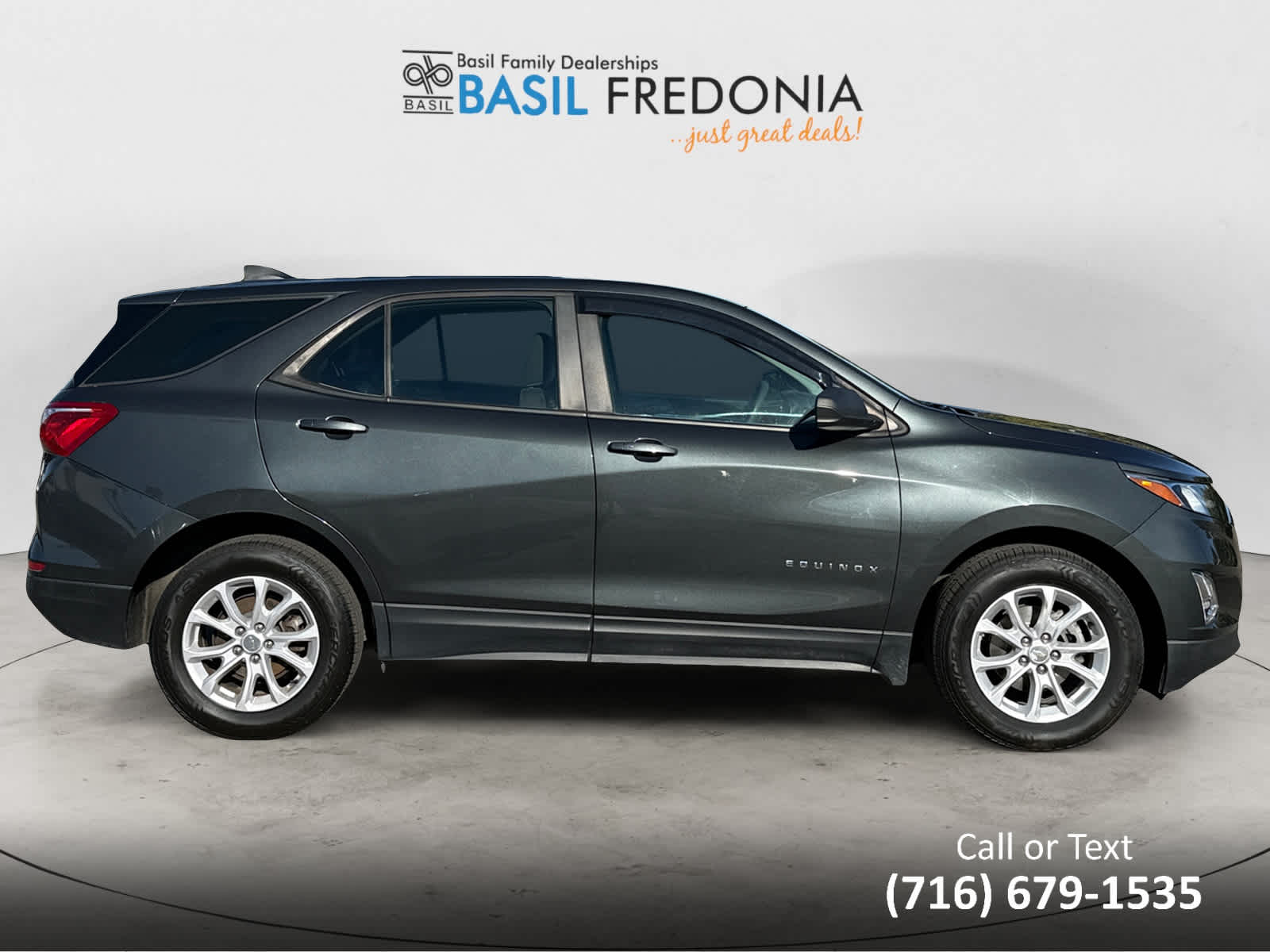 2020 Chevrolet Equinox LS photo 4