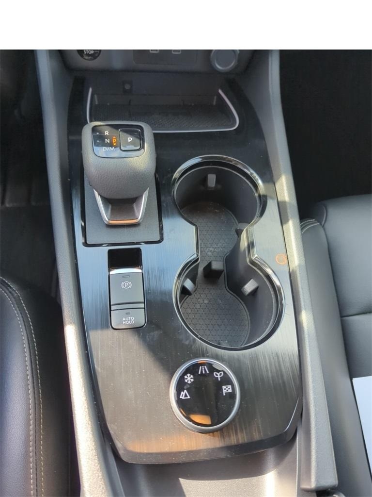 2024 Nissan Rogue SL photo 16