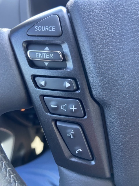 2024 Nissan Frontier SV Crew Cab photo 9