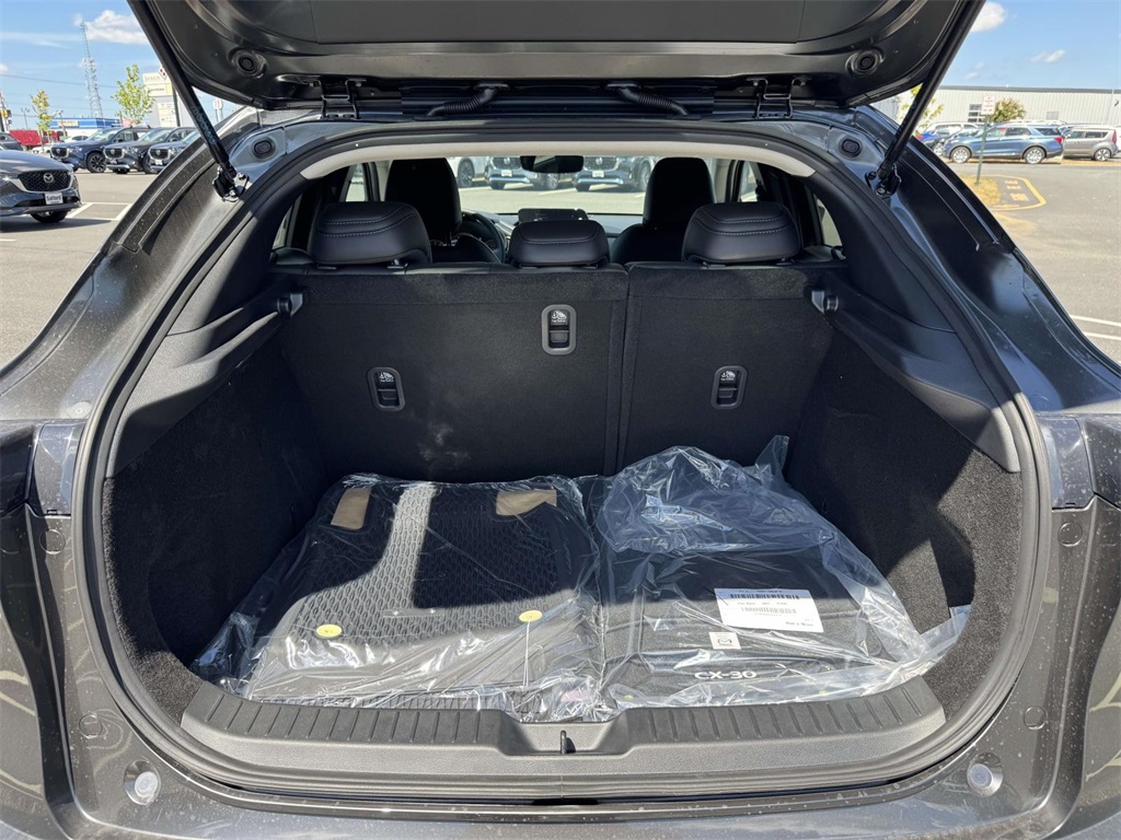 2025 Mazda CX-30 2.5 S Preferred photo 28