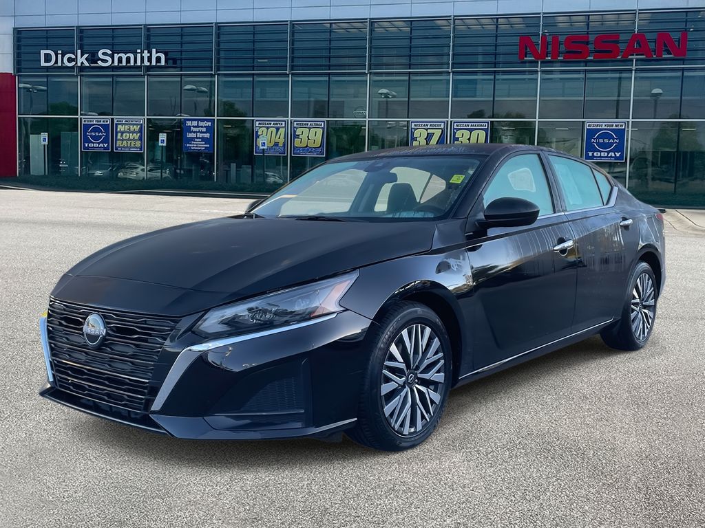 2024 Nissan Altima 2.5 SV photo 3