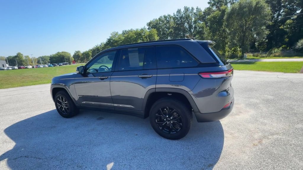 2024 Jeep Grand Cherokee Altitude X photo 6