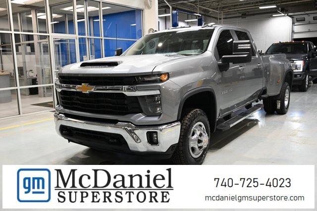 2024 Chevrolet Silverado 3500HD LT's photo