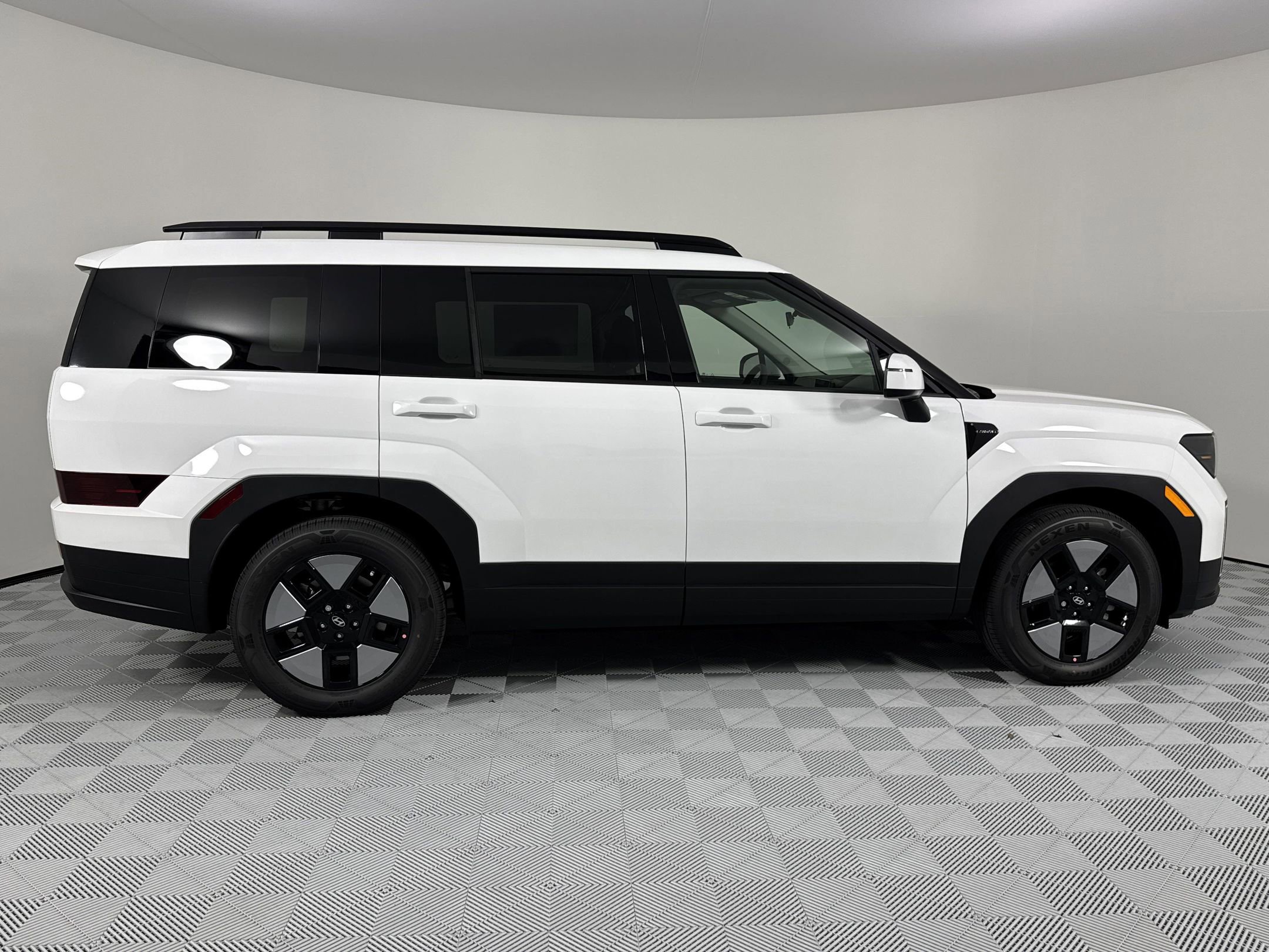 2026 Hyundai Santa Fe SEL photo 8