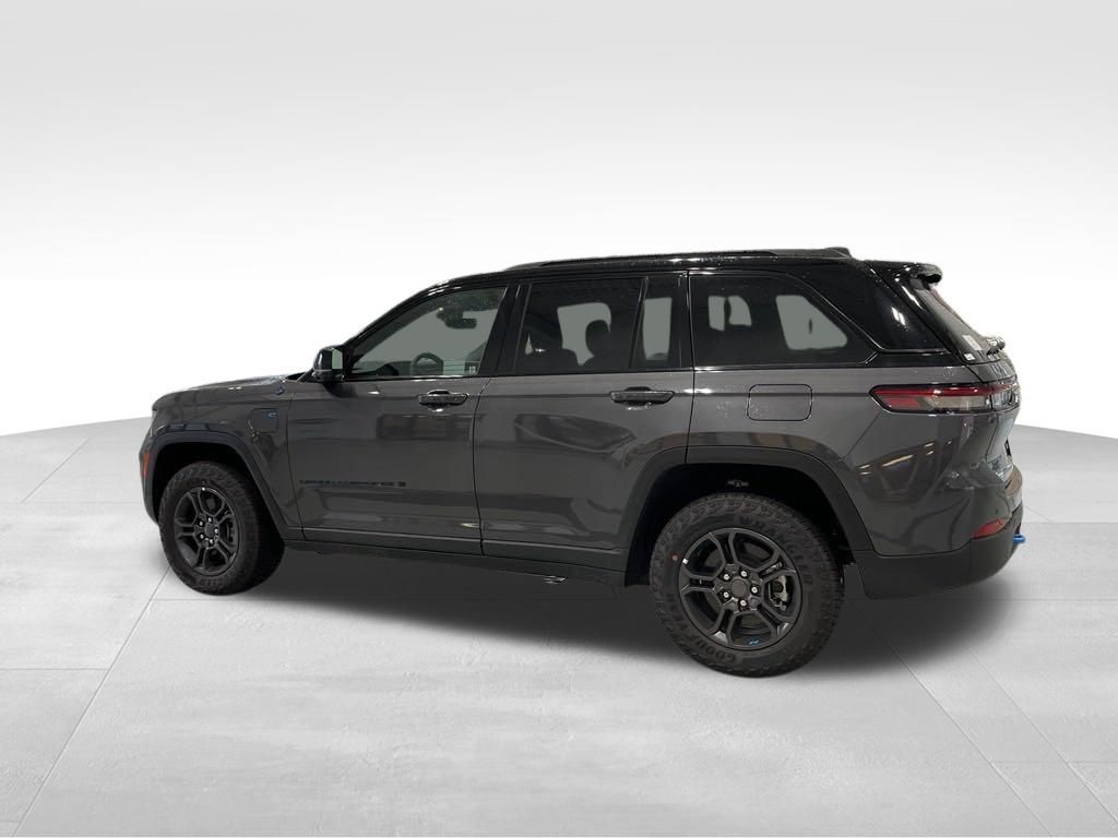 2024 Jeep Grand Cherokee Trailhawk 4xe photo 3