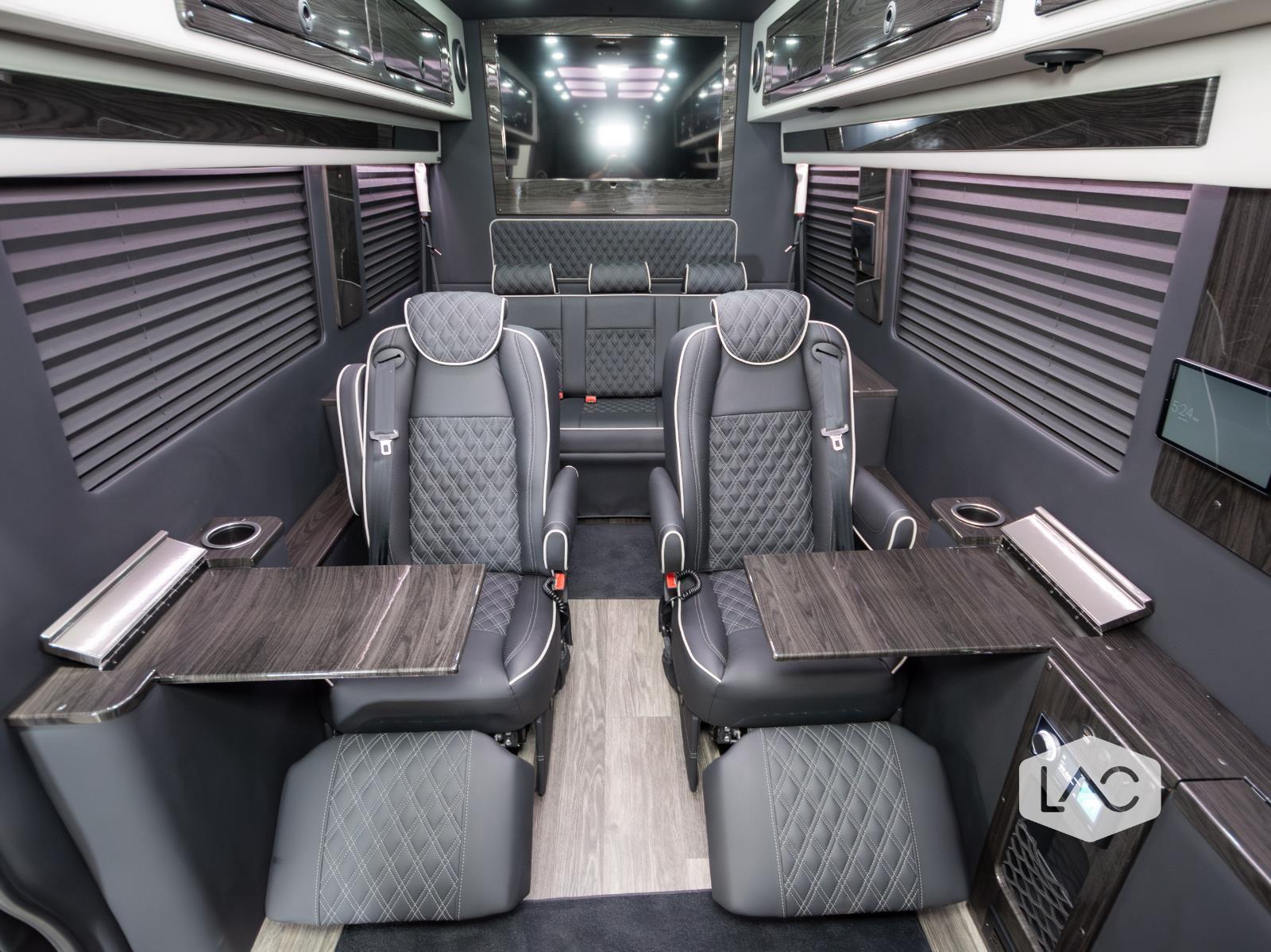 2024 Mercedes Benz Sprinter 3500 photo 10