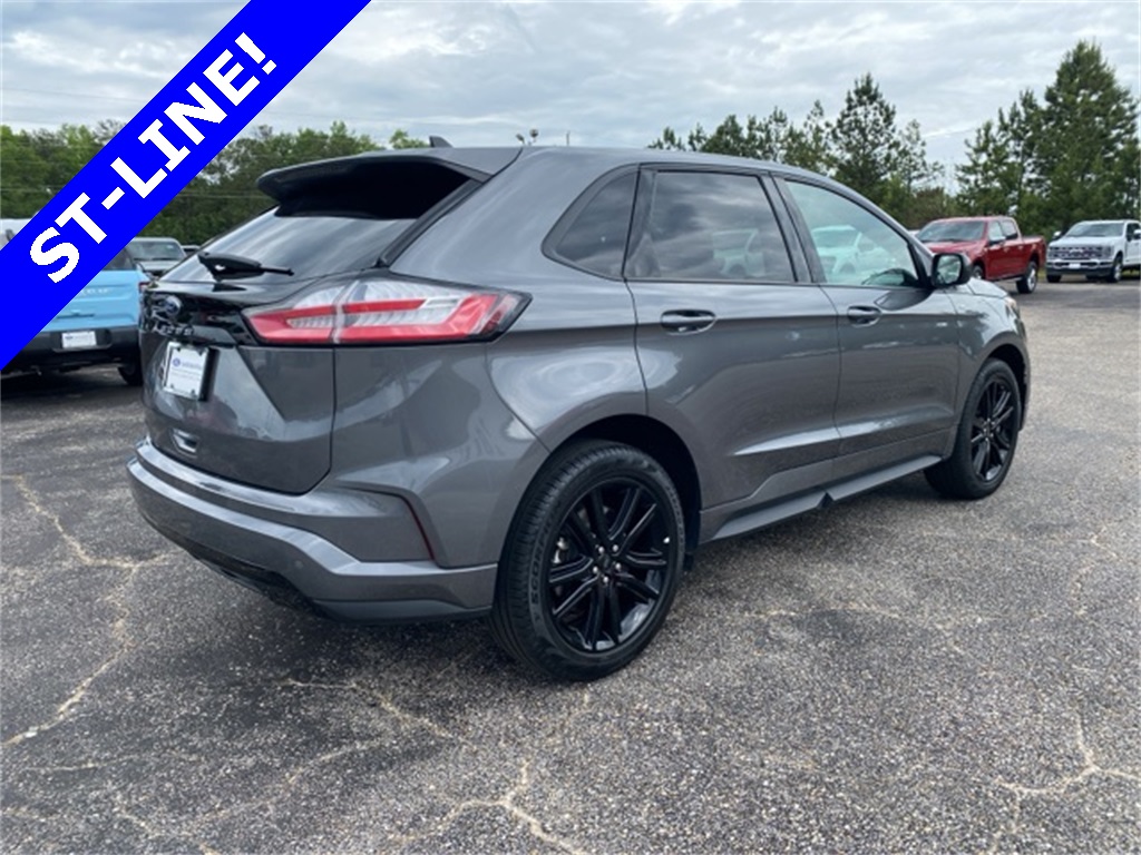 2024 Ford Edge ST photo 14