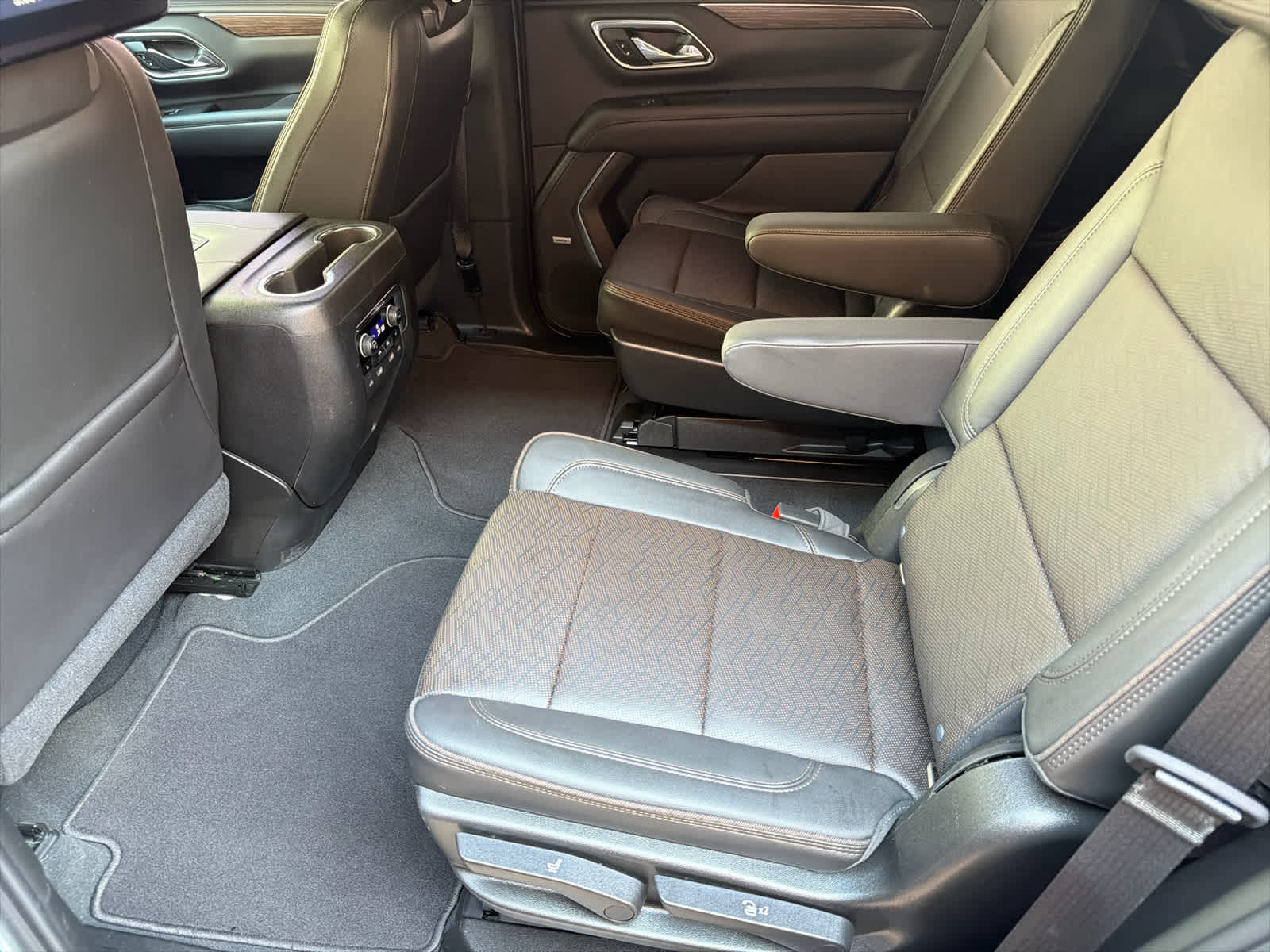 2021 Chevrolet Tahoe High Country photo 14