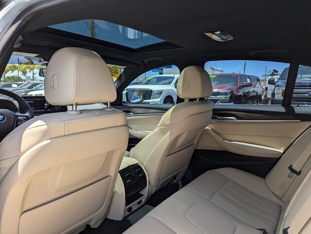 2023 Bmw 530e 5-Series photo 11
