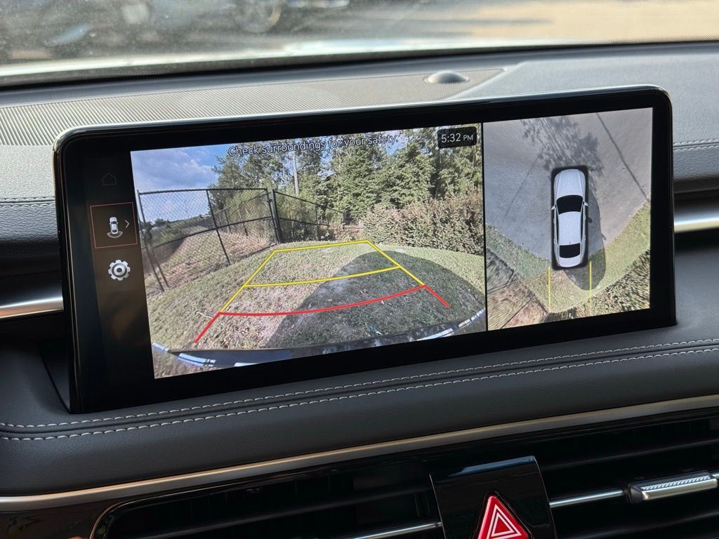 2026 Genesis G70 2.5T Prestige photo 5