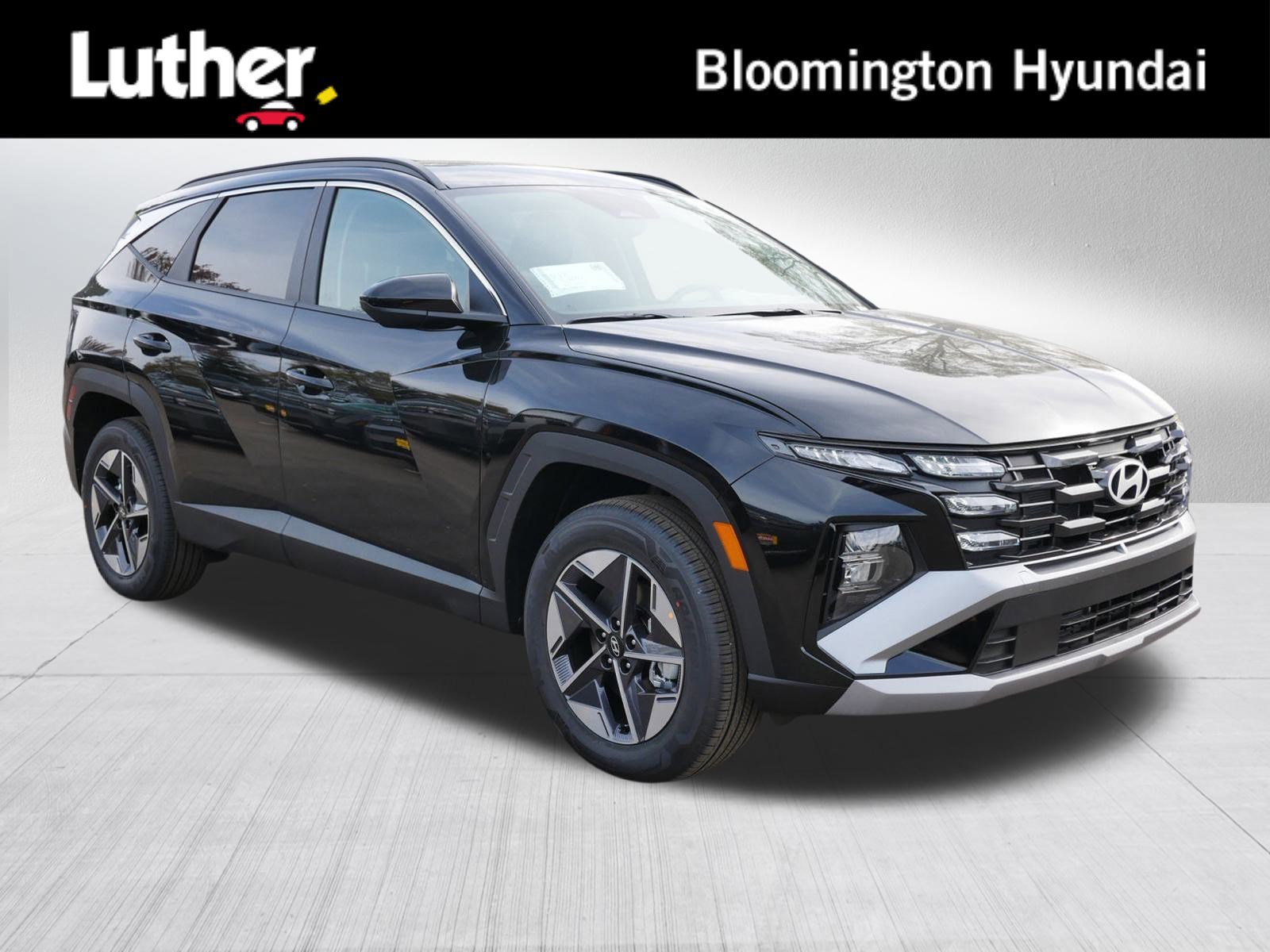 2026 Hyundai Tucson Blue SE's photo