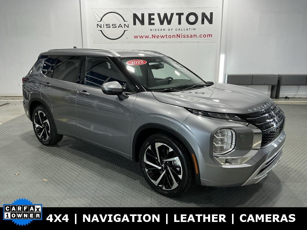 2022 Mitsubishi Outlander SEL Special Edition's photo