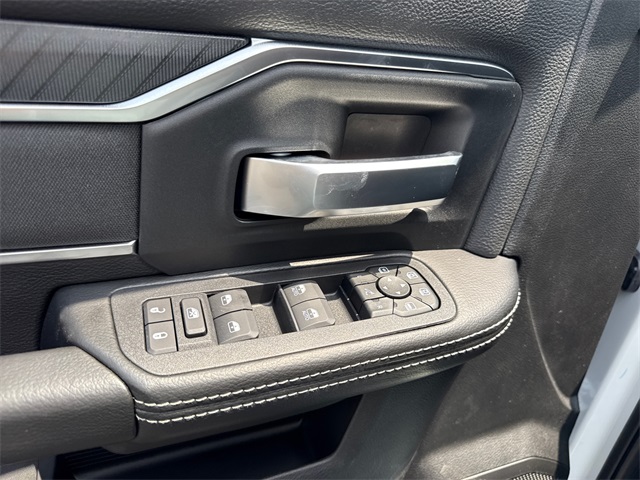 2025 Ram 2500 Big Horn photo 12
