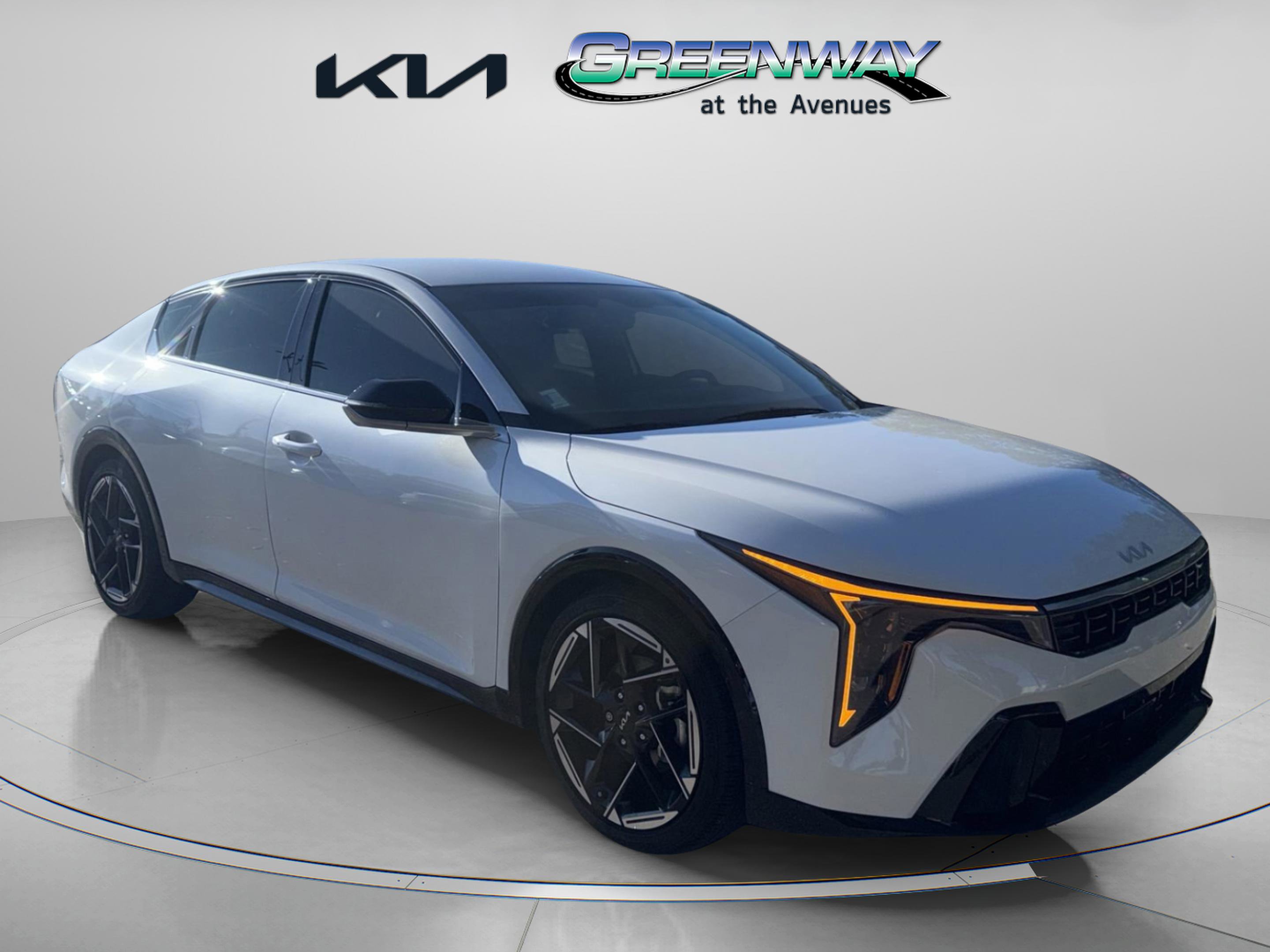 2025 Kia K4 GT-Line's photo