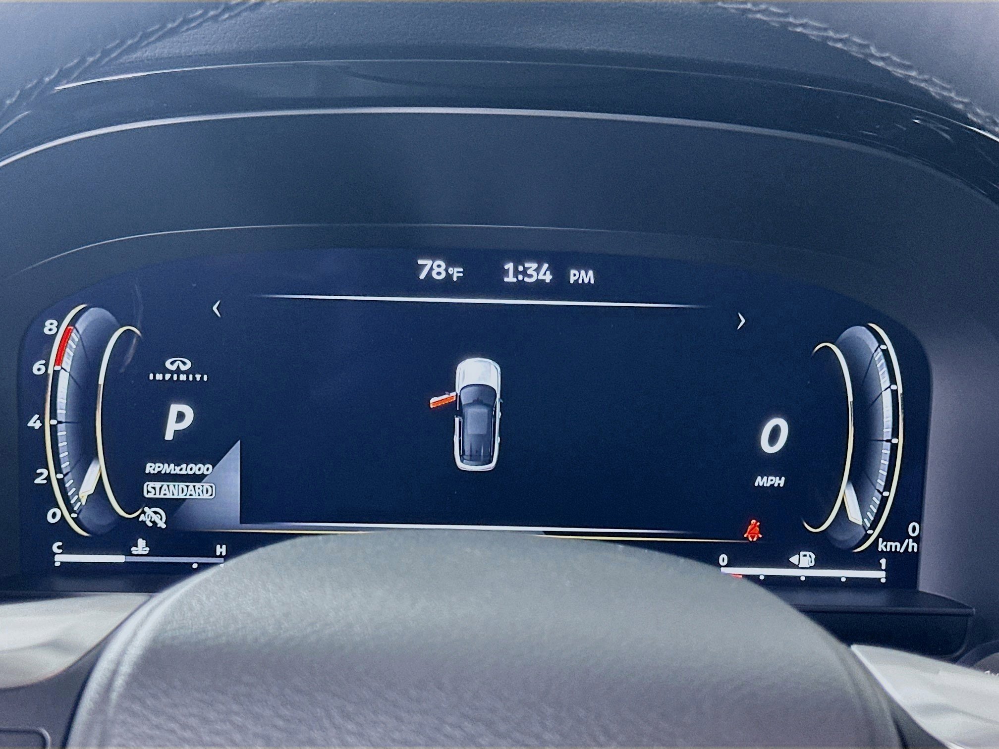 2026 Infiniti QX60 Luxe photo 9