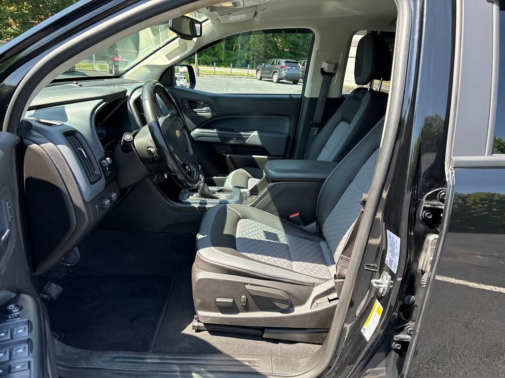2022 Chevrolet Colorado Z71 photo 9