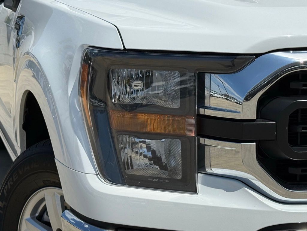 2023 Ford F-150 XLT photo 3