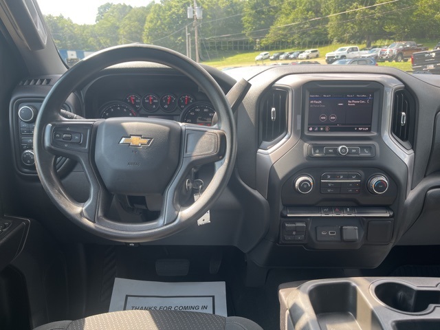 2021 Chevrolet Silverado 1500 Custom photo 16
