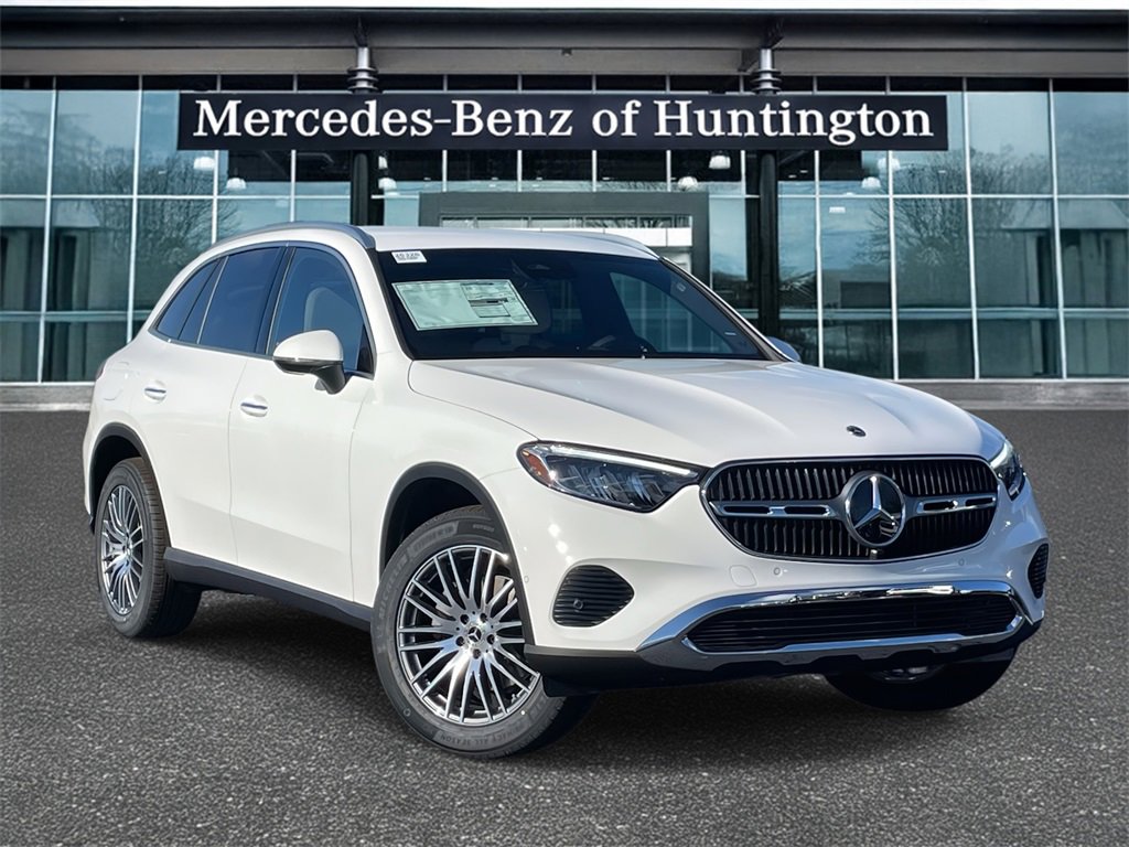 2026 Mercedes-Benz GLC Base's photo