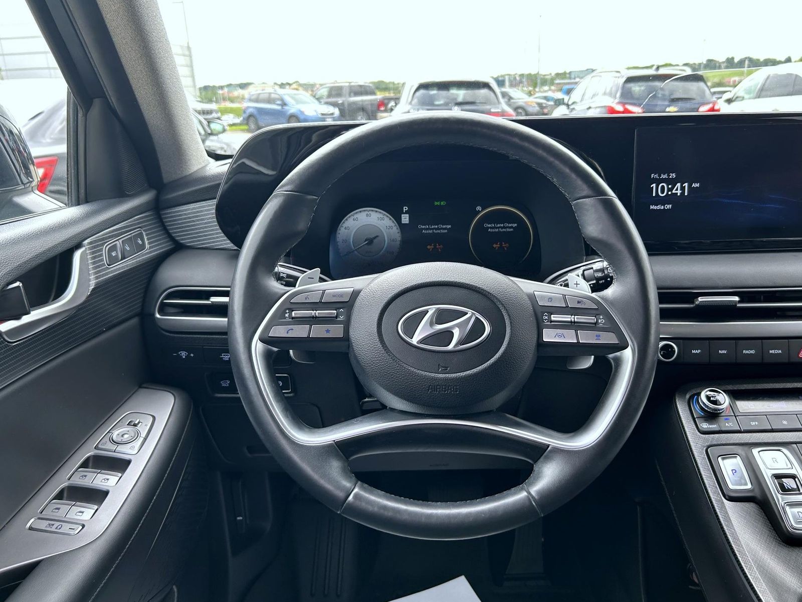 2023 Hyundai Palisade Limited photo 12