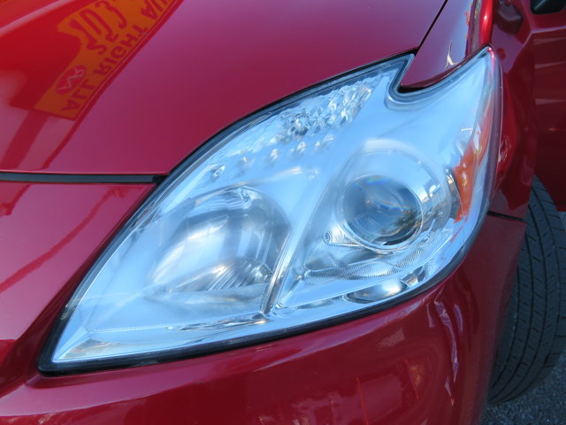 2015 Toyota Prius Four photo 35