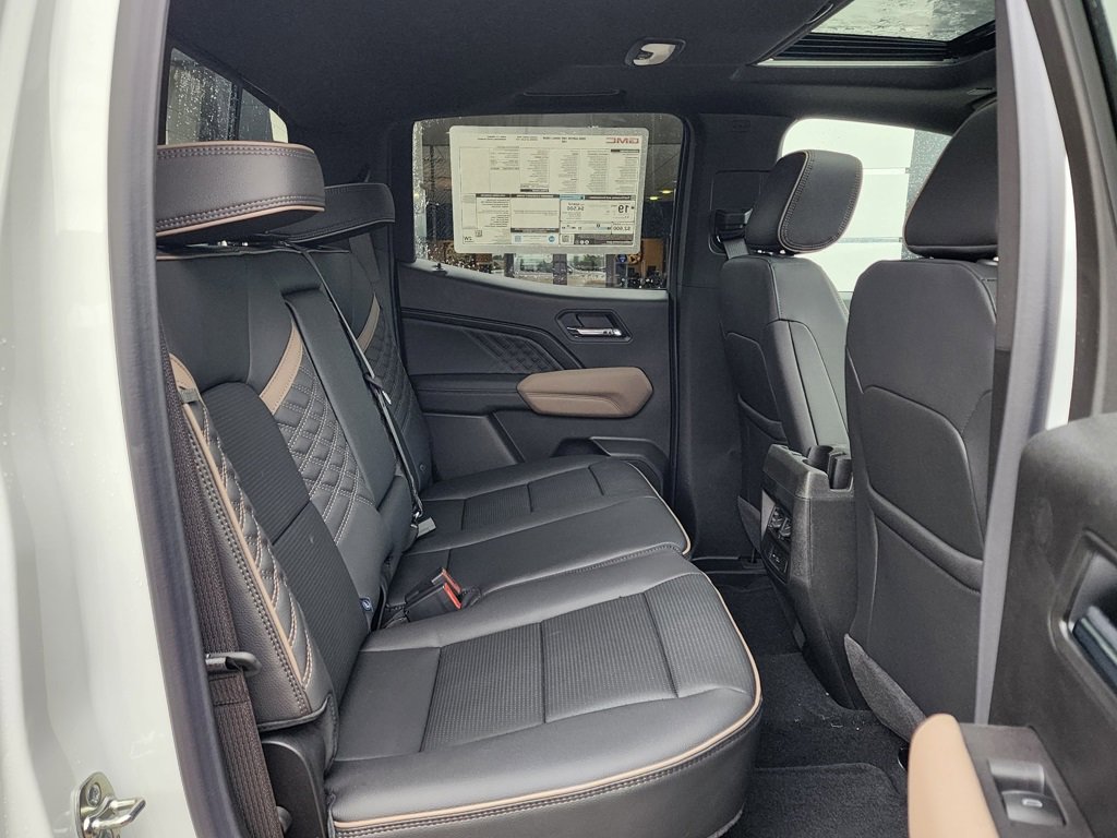 2026 Gmc Canyon Denali photo 44