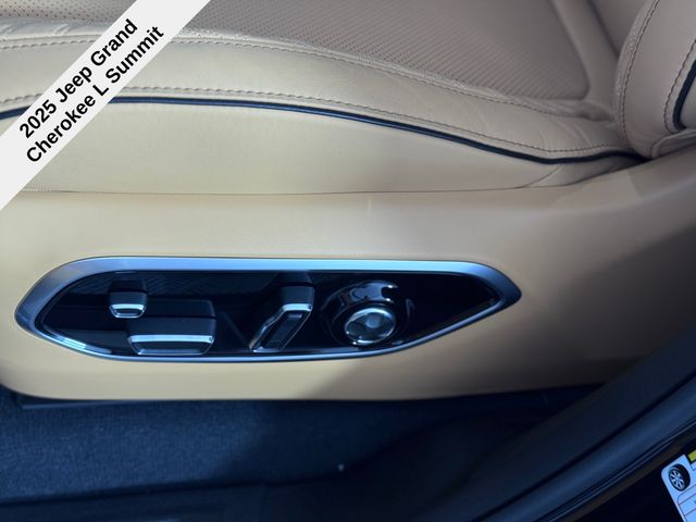2025 Jeep Grand Cherokee L Summit Reserve photo 15