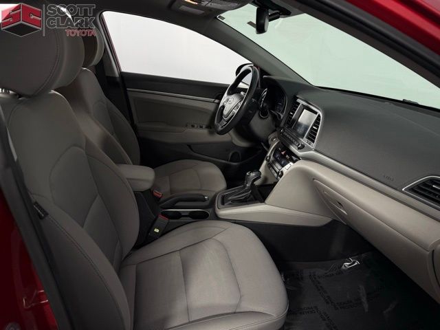 2018 Hyundai Elantra Value Edition photo 12