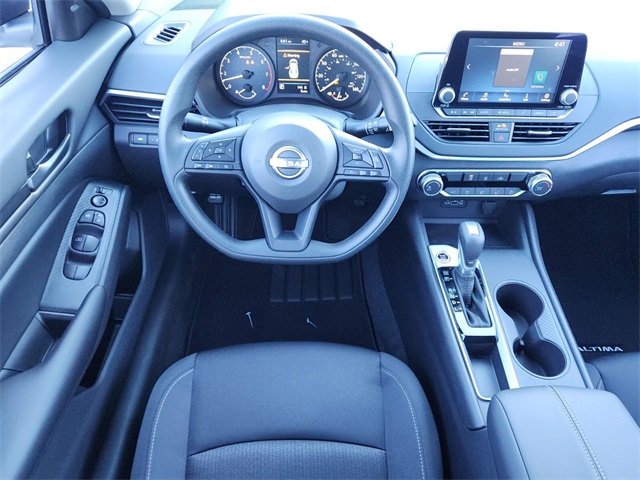 2025 Nissan Altima 2.5 S photo 6