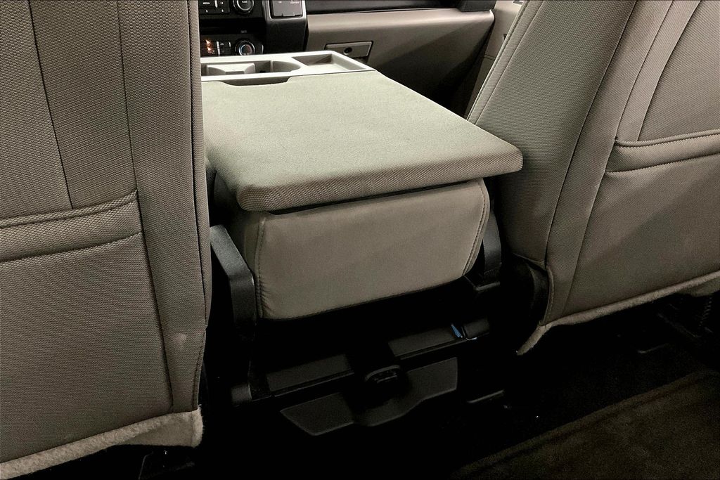 2017 Ford F-150 XLT photo 33