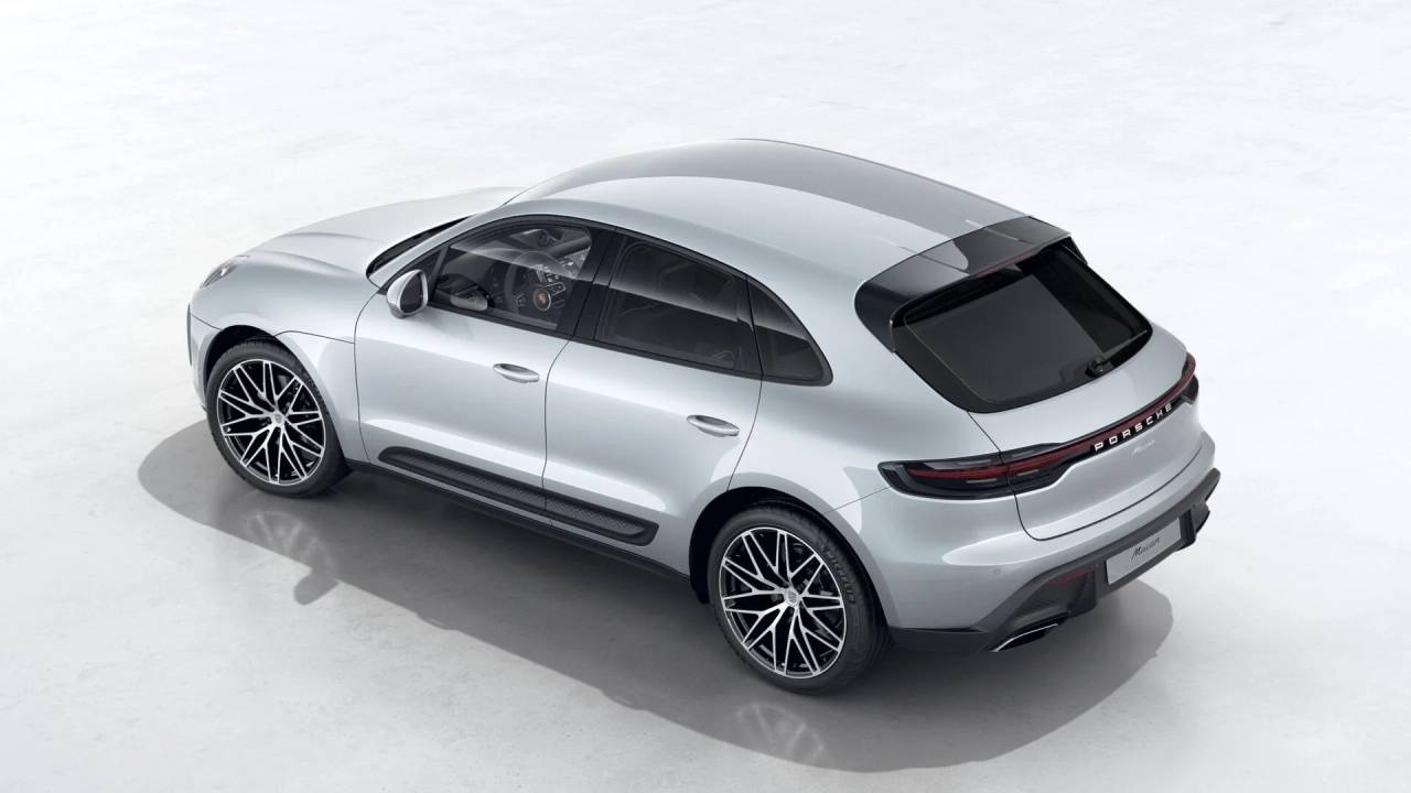2026 Porsche Macan T photo 4