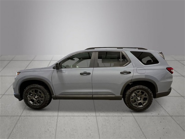 2025 Honda Pilot TrailSport photo 2