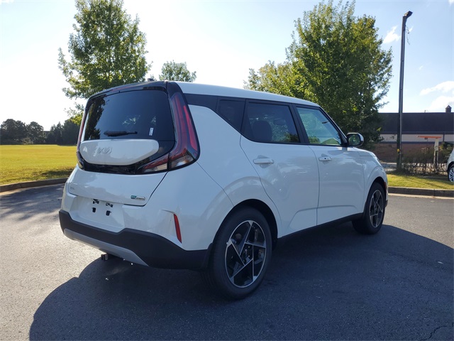 2025 Kia Soul EX photo 4