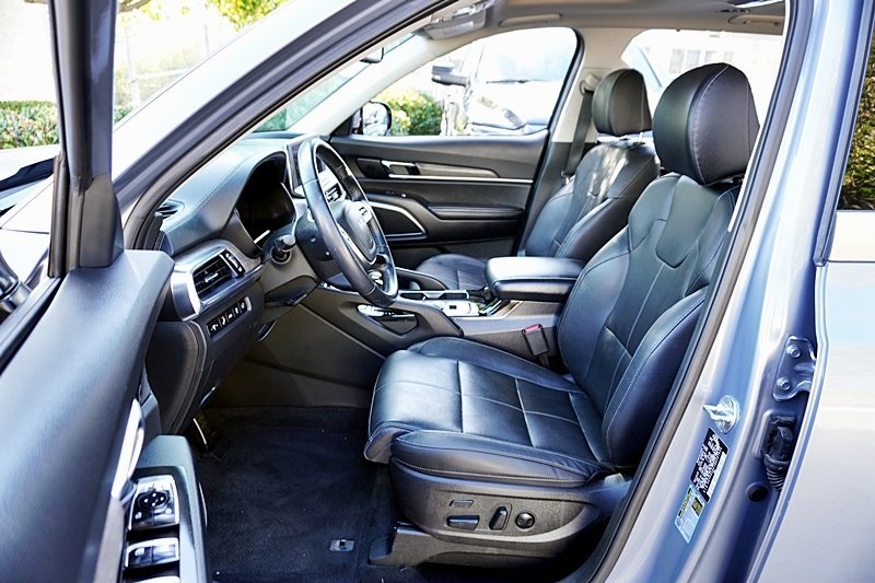 Used 2022 Silver Kia SX image 13