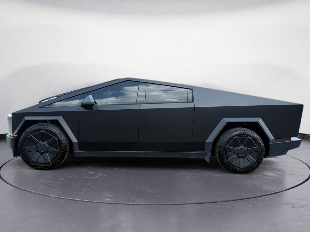 Used 2024 Tesla Cybertruck Base with VIN 7G2CEHEDXRA000489 for sale in Knoxville, TN