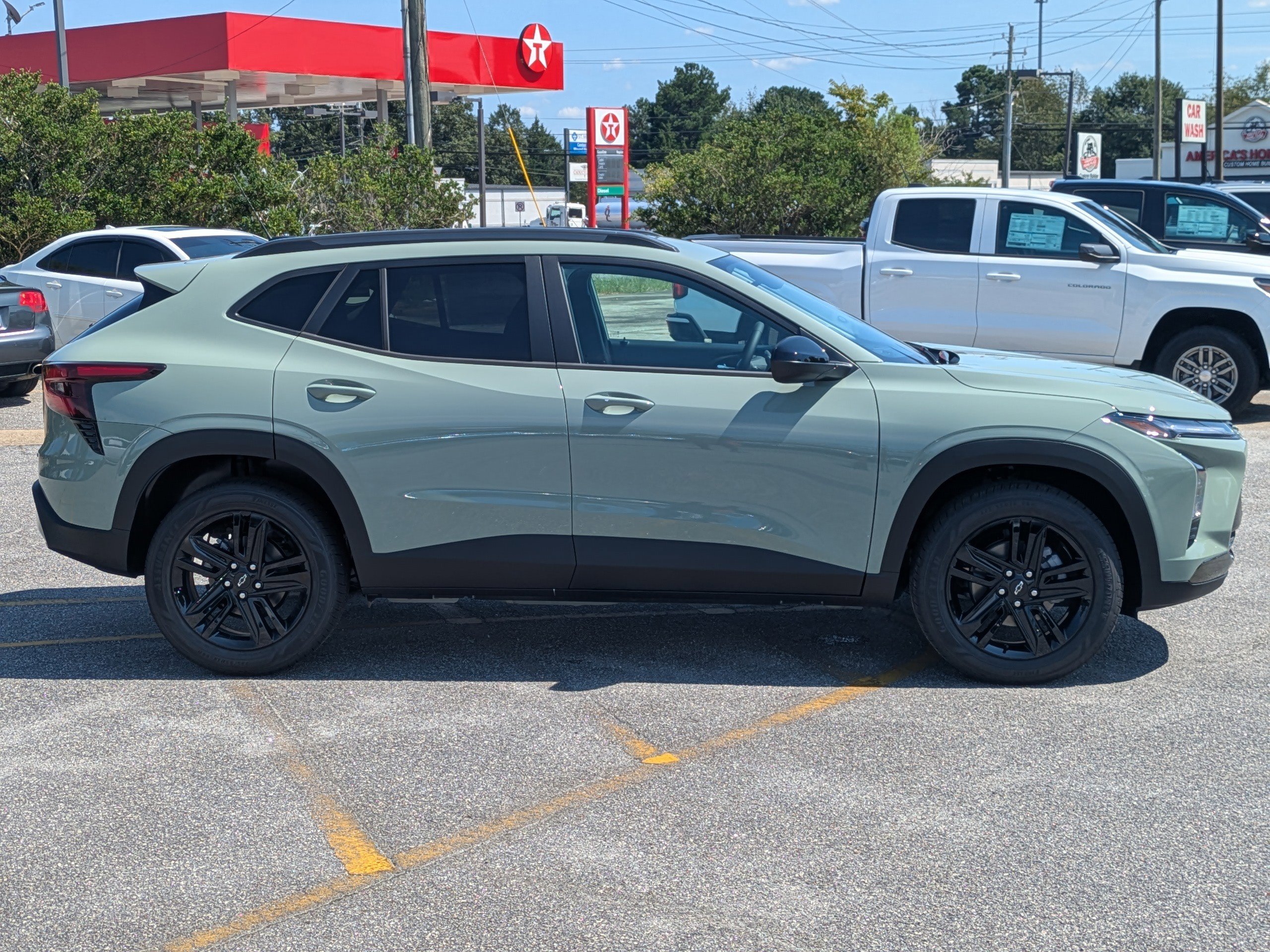 2025 Chevrolet Trax ACTIV photo 3
